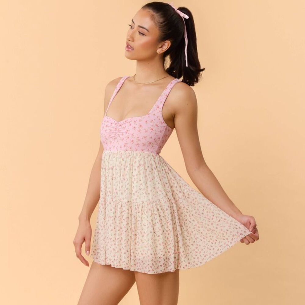 Blogilates - Women's Sweetheart Babydoll Dress - Pin Pink Floral - Picture 4 of 5